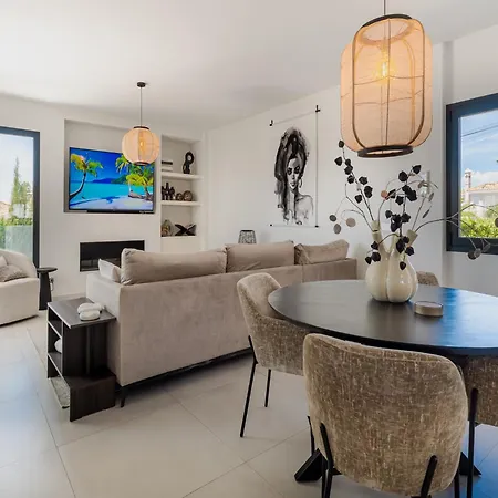 Elegant With Seaview * ماربيا
